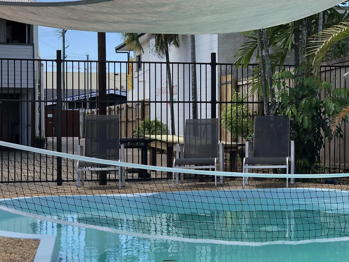 Redkey Hostel & Backpacker Cairns